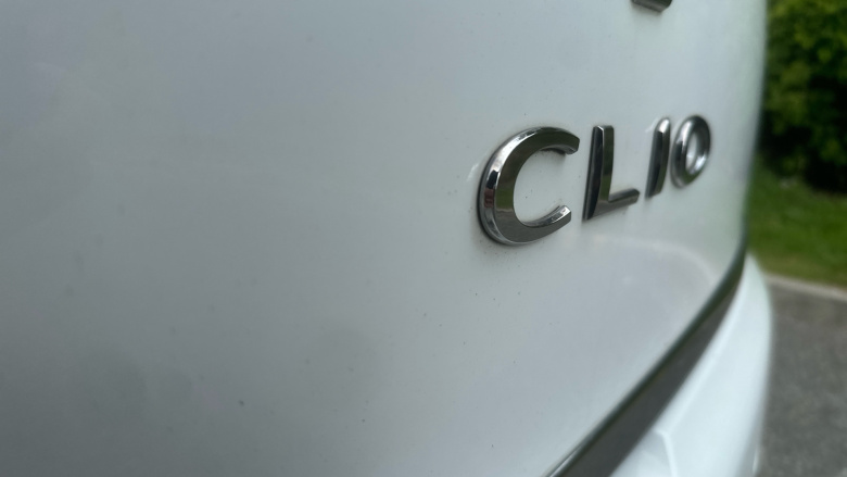 Renault Clio 0.9 TCE 90 Iconic 5dr Petrol Hatchback